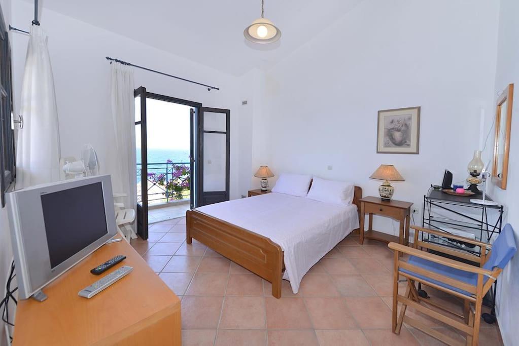 Kouniadi Icarus Home מראה חיצוני תמונה